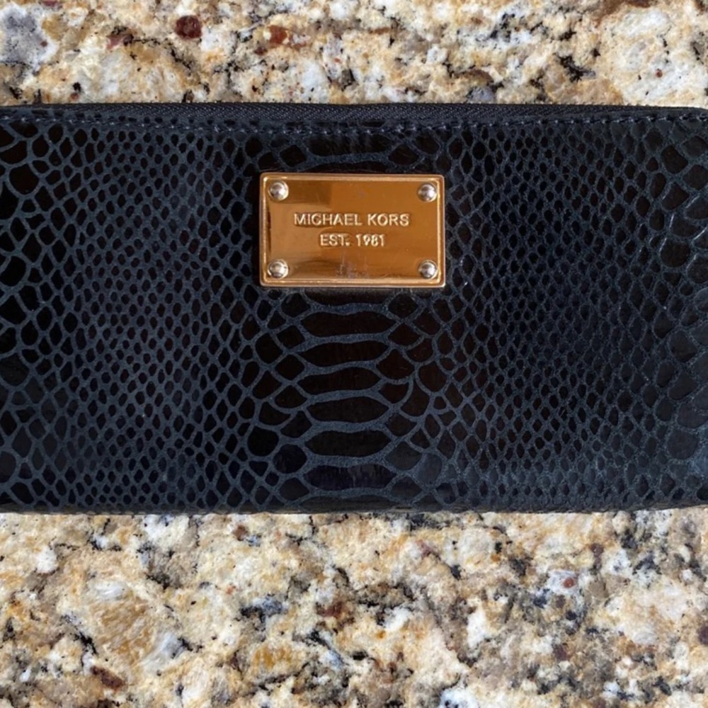 Michael kors large wallet